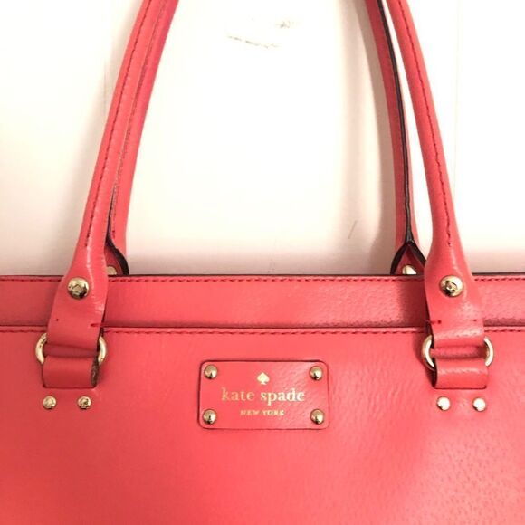 Kate Spade New York Wellesley Flamingo Coral Pink Leather Large Tote Handbag - Picture 2 of 9